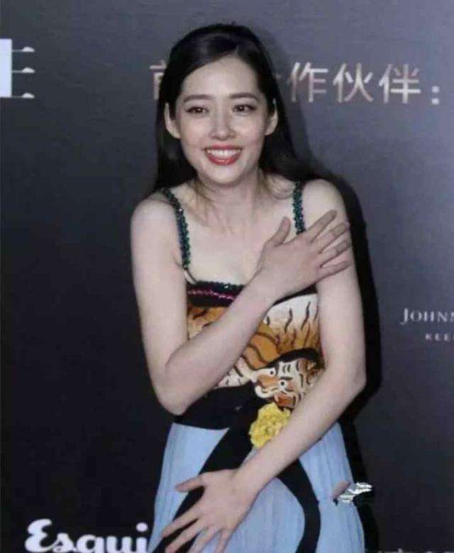 功夫里的龅牙珍的现实生活照,功夫里的龅牙珍真人