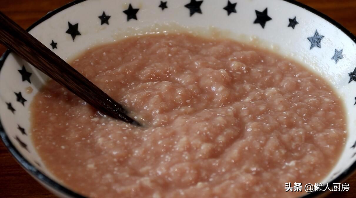小馄饨的肉馅的正确做法,小馄饨肉馅怎么调比较好吃