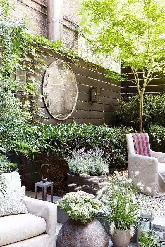 早晨深化设计研究院--住别墅的有钱人，都是如何规划自己院子的？