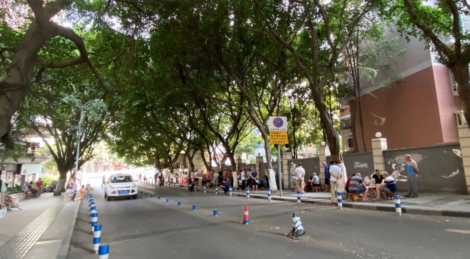 重庆南滨路最好的房子,重庆南滨路三大神盘惊现烂尾楼