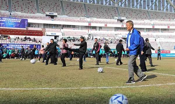 重磅|职工足球牵手世鞠,今天“皮”一下