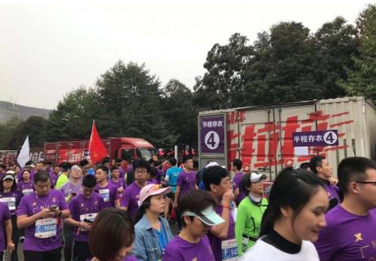 货拉拉对女子跳车身亡事件致歉，司机已遭刑拘，该企业曾多次赞助国内马拉松赛事