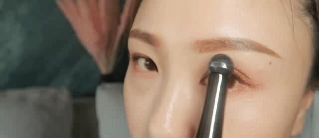 女生种睫毛前后对比,女生种睫毛后是什么样