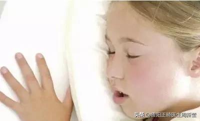 12岁前必须解决的错颌畸形,孩子十二岁牙畸形怎么办