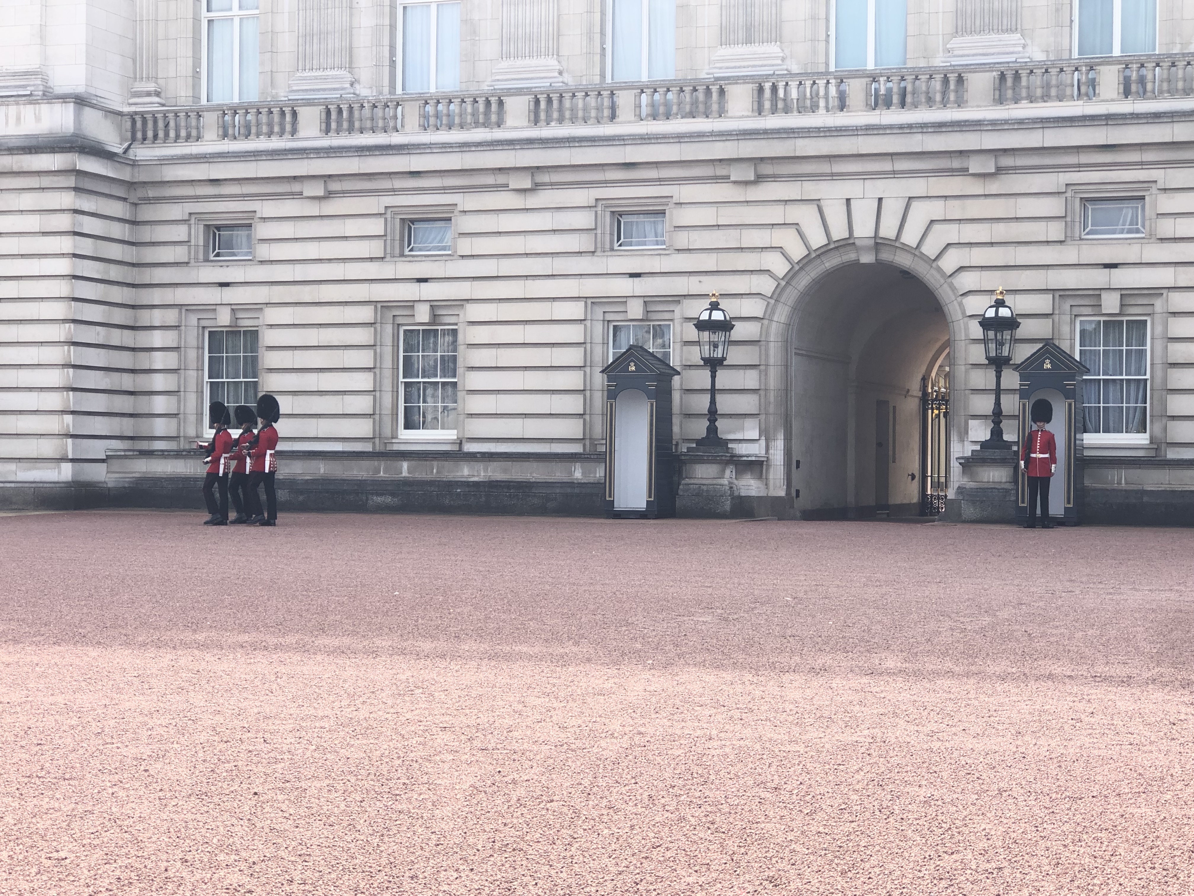 英国12日旅游的行程,英国深度游跟团6日