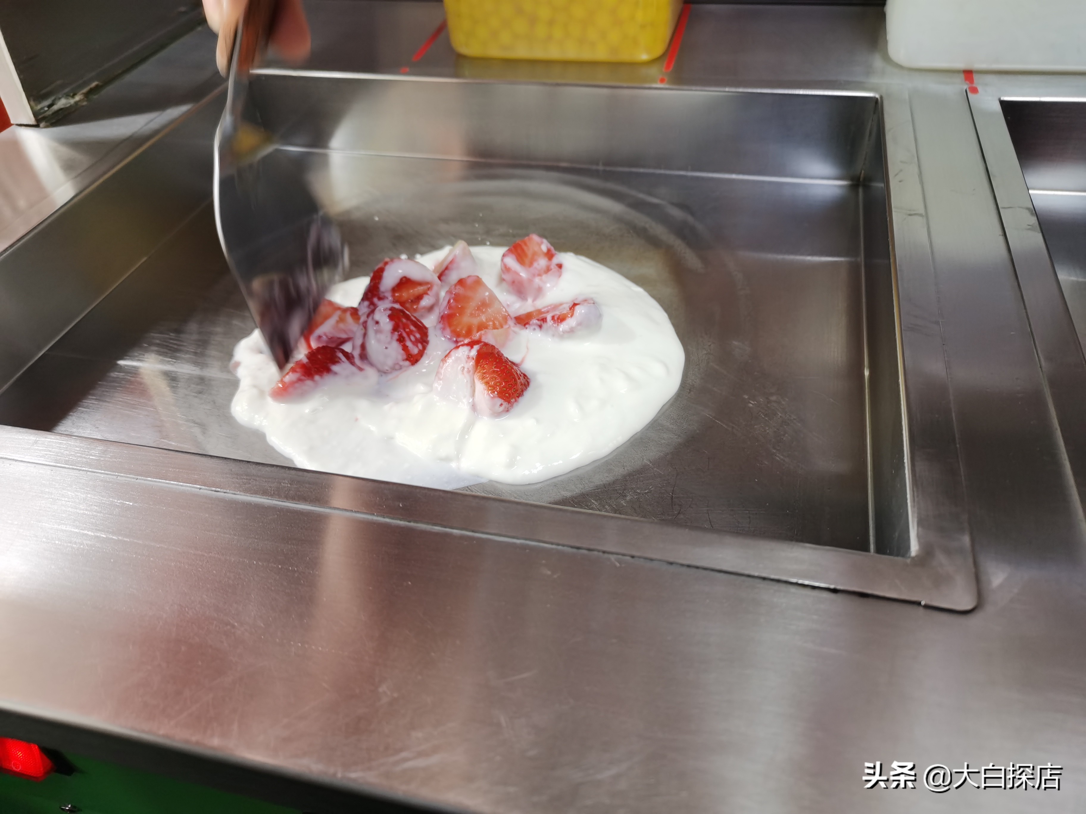 这家网红店的炒酸奶太好吃了,郑州炒酸奶界的天花板