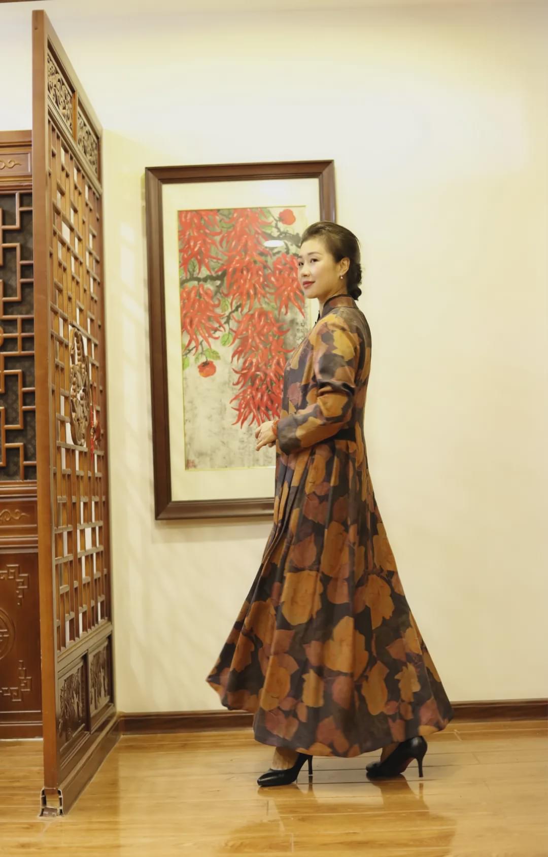 关于墙布你想知道的都在这里,关于真丝面料