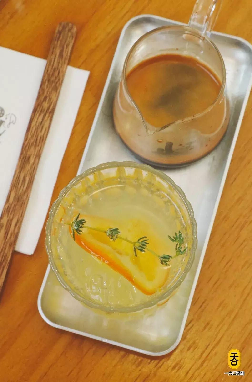 周杰伦到底爱不爱喝奶茶,周杰伦是不是很爱喝奶茶