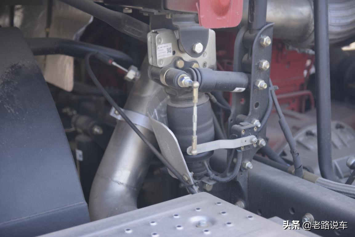 新m3000重体车多重,新m3000s牵引车缺点和优点