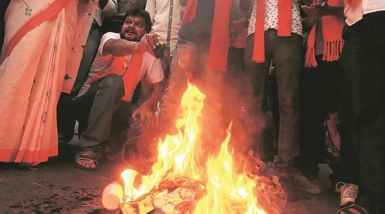 涓浗浜哄幓鍗板害鎽嗘憡,鍗板害鎽嗘憡