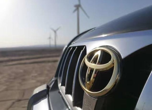 顶配丰田lc120,丰田lc120中东版顶配