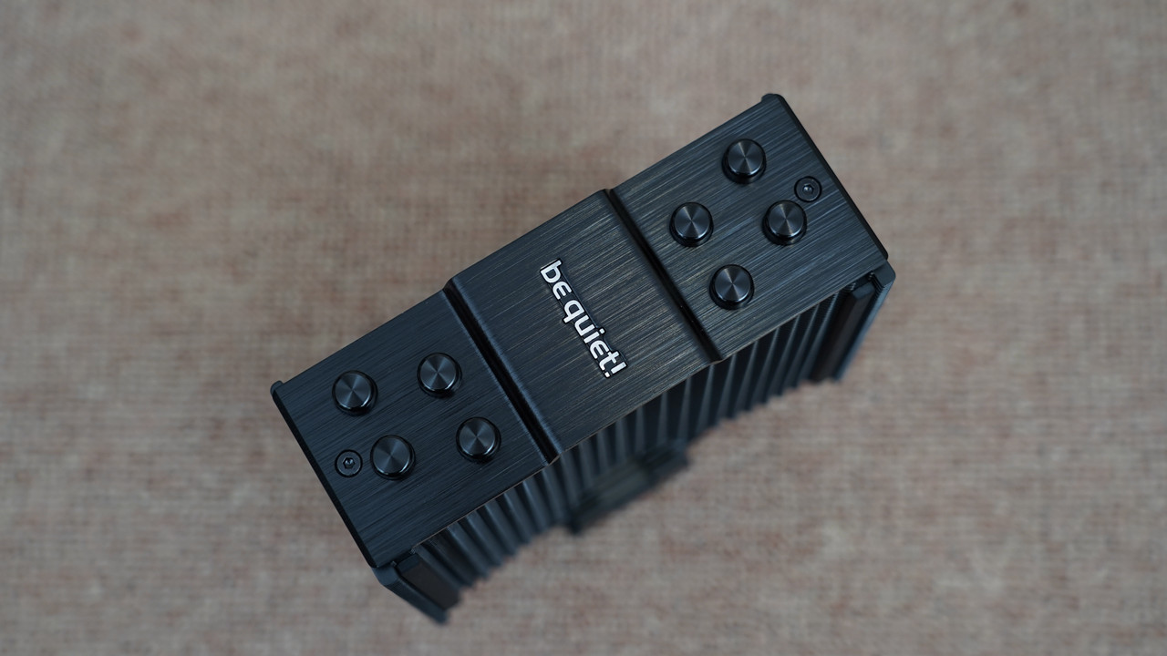 等等*党**的胜利？用5700G打造的暗黑二重制版ITX主机分享