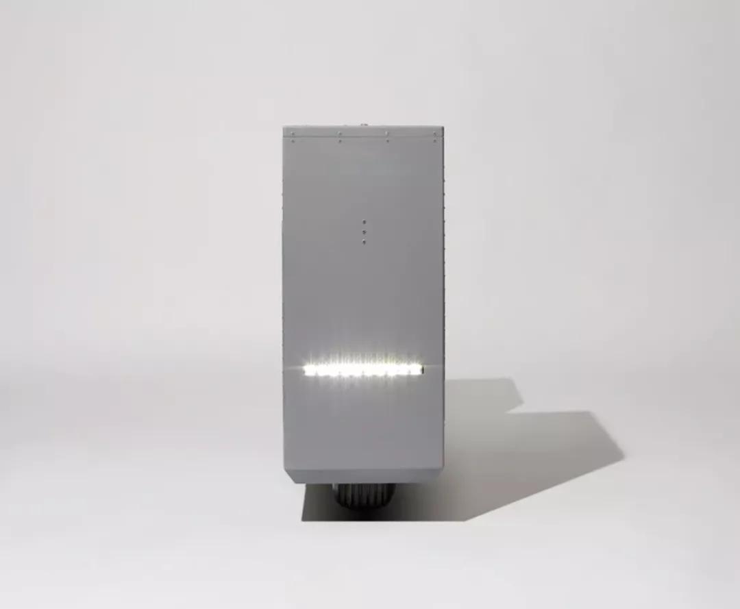 一辆能“隐身”的摩托，停路边贼都找不到