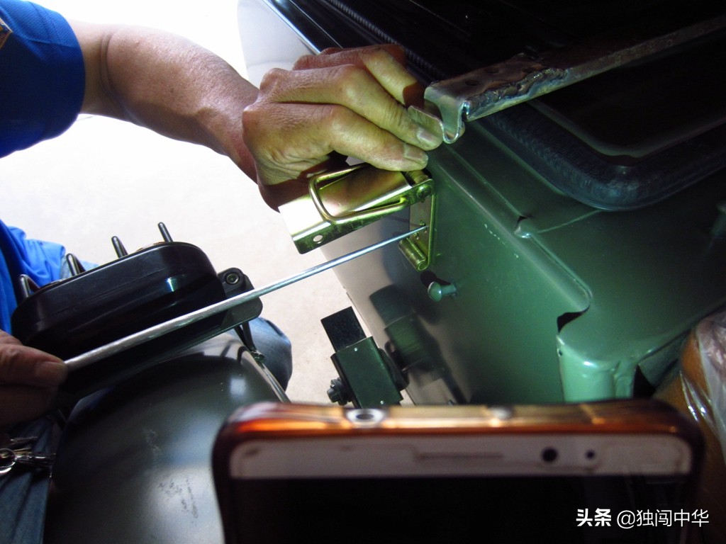 银钢边三轮悍路者改装,银钢悍路者300改边驱