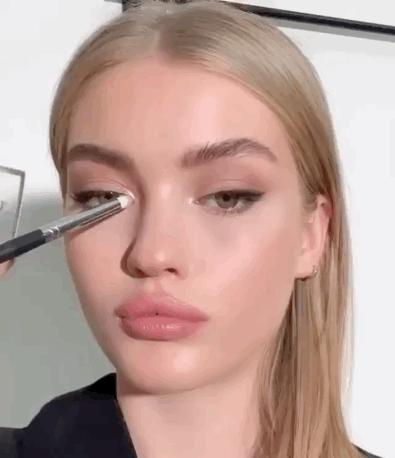 化妆真的会越来越丑吗,终于明白为什么化妆那么丑了