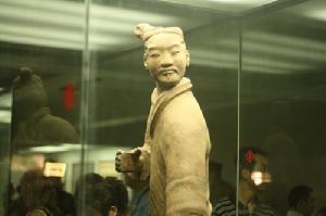 秦兵马俑的建造目的,秦兵马俑为什么不继续挖掘下去呢