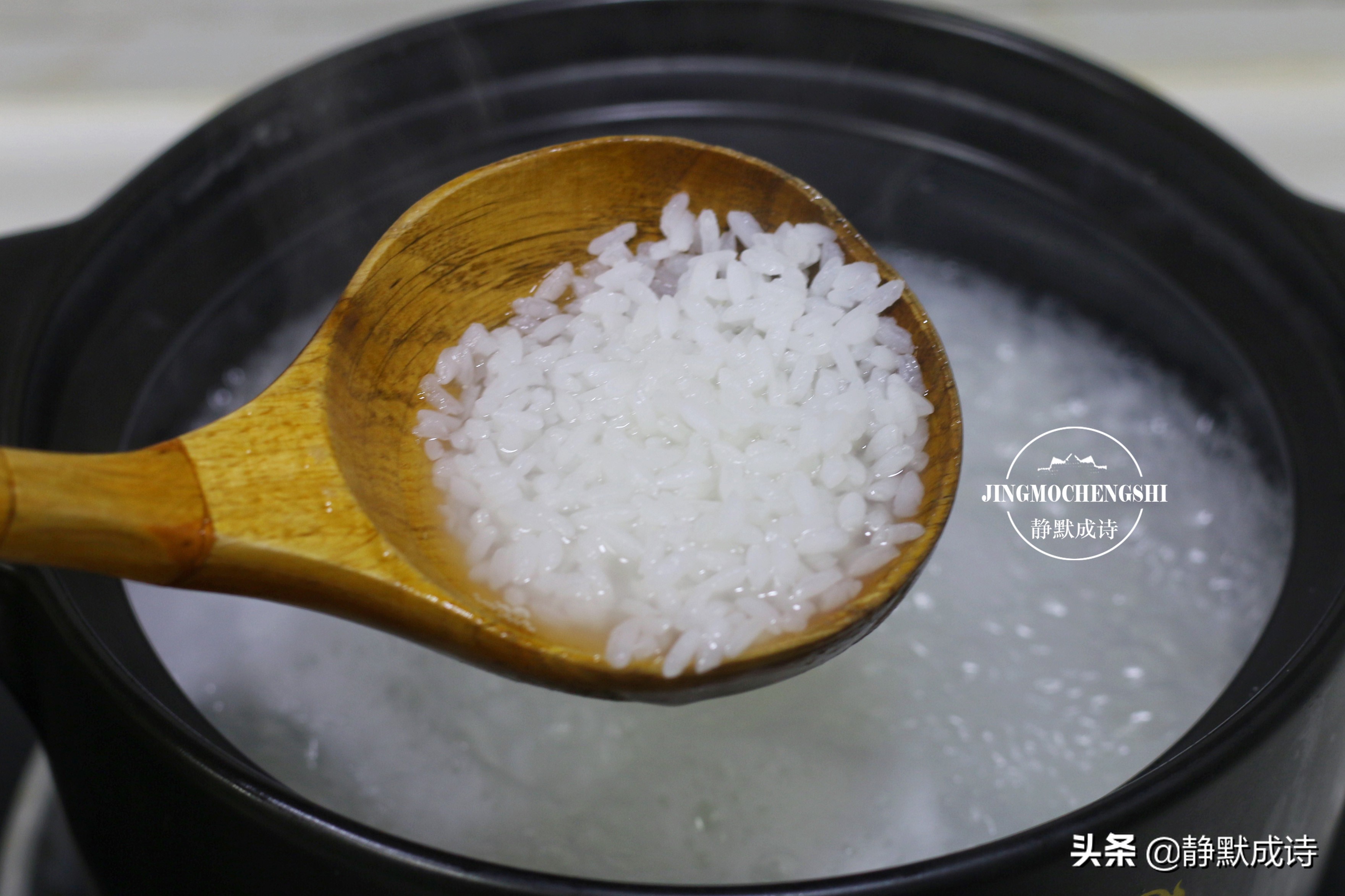 蒸熟的螃蟹可以熬粥吗,用螃蟹煮粥