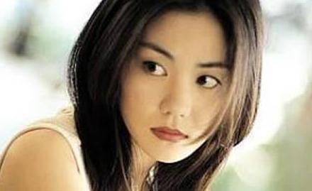 王菲的情史经历,王菲情史谈过几次恋爱