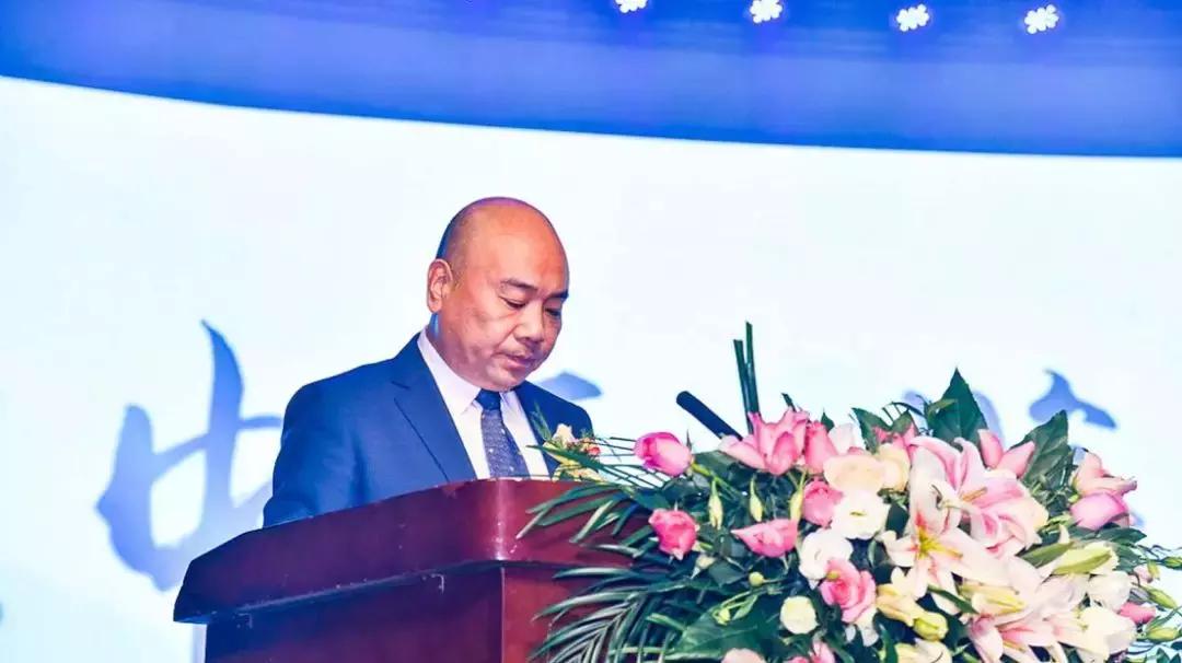 让中原鉴恒心｜恒达集团品牌发布会耀世开启，与时代共鉴！