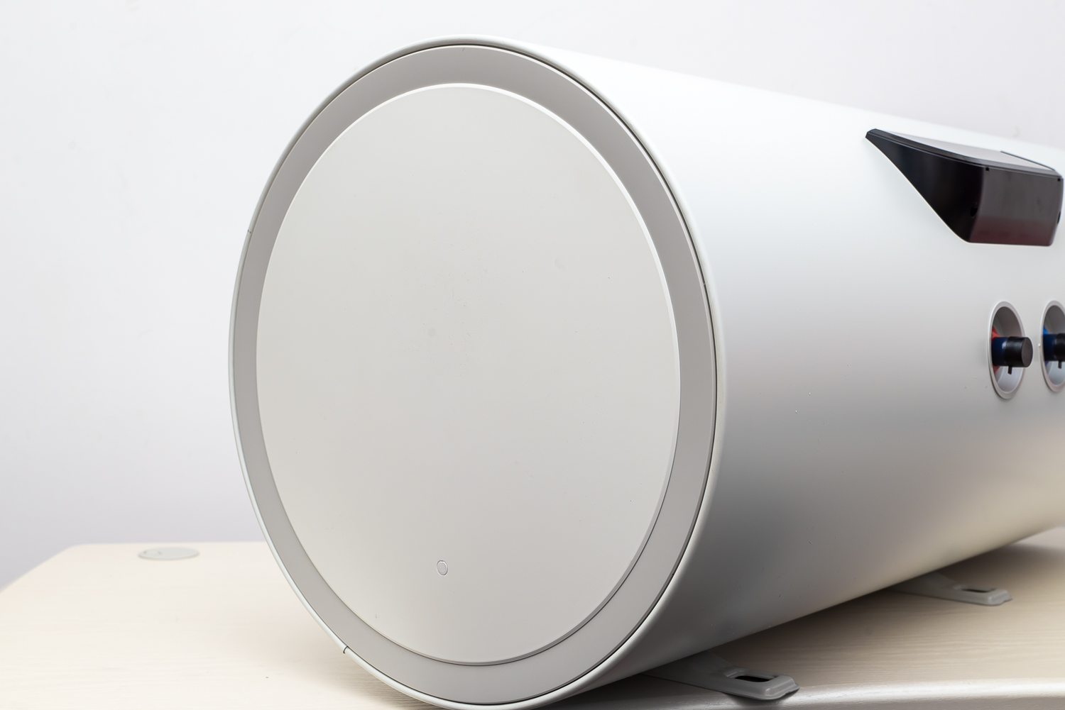 安全智能电热水器,速热式电热水器安全