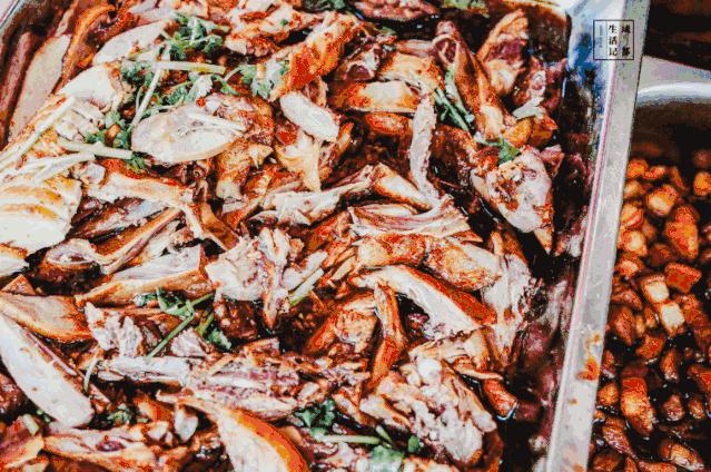 荷花池美食批发市场,荷花池美食街在哪里