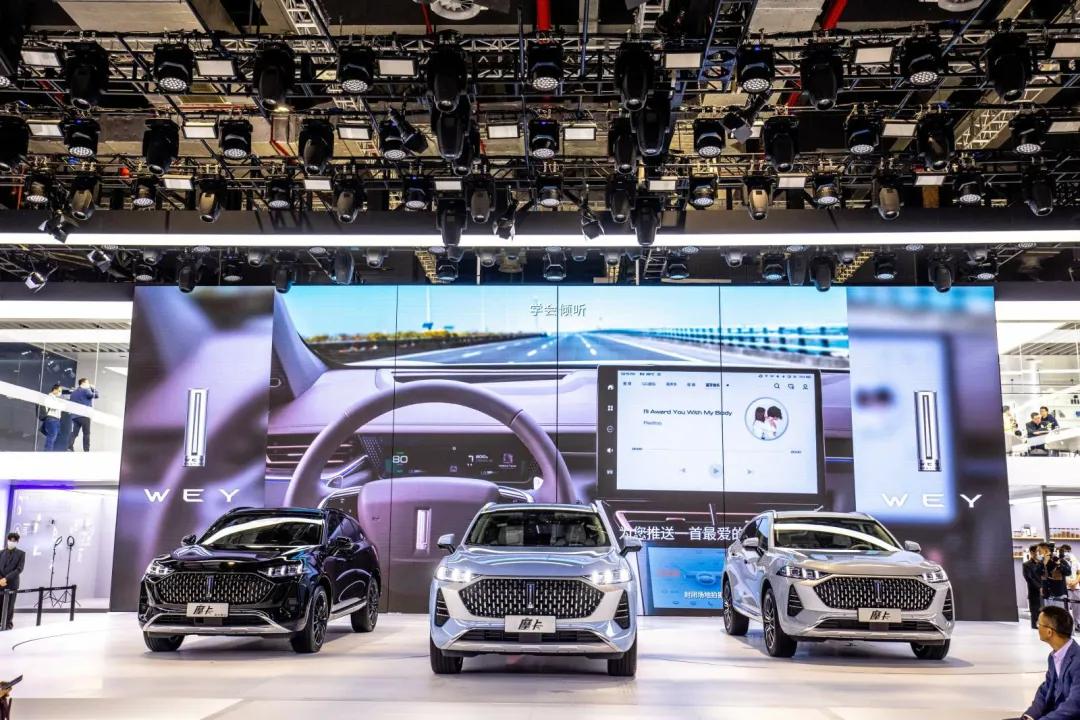 新款摩卡最新落地价格,17万落地买新摩卡