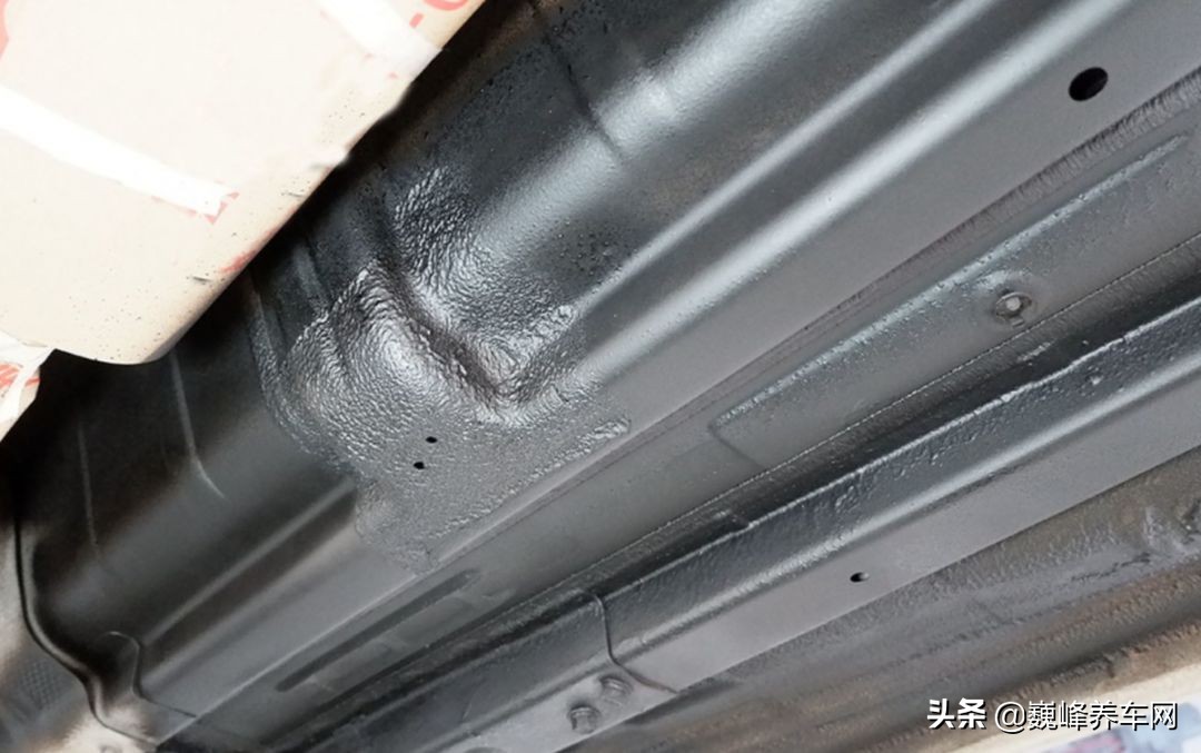 底盘装甲四个轮要不要喷,底盘装甲到底喷还是不喷