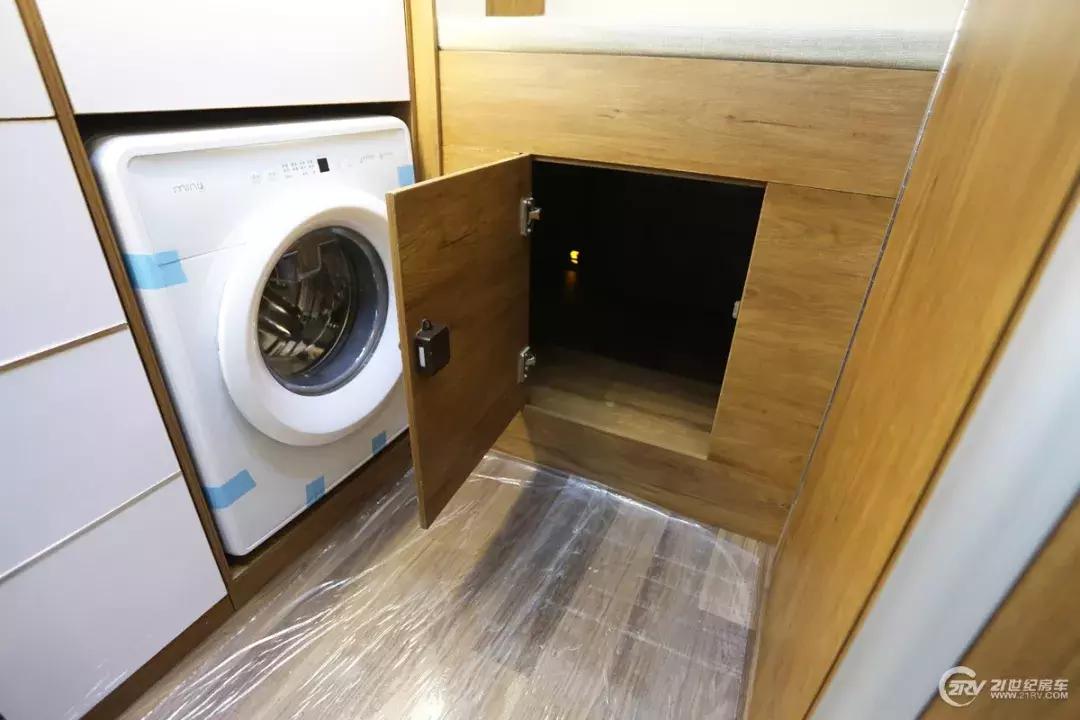 最便宜的c型依维柯自动挡房车,最便宜的依维柯自动挡c型房车