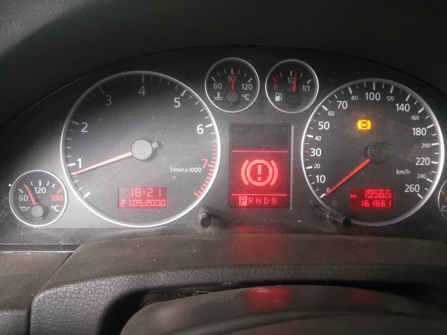 奥迪6缸2.8发动机通病,奥迪2.8v6发动机抖动缺缸