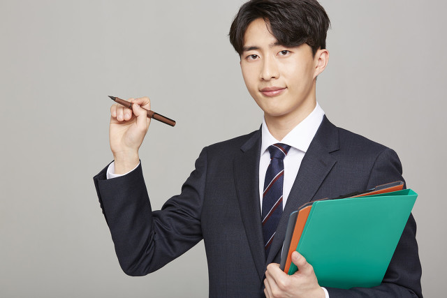 不小心得罪了领导怎么补救,得罪了领导最好的解决办法