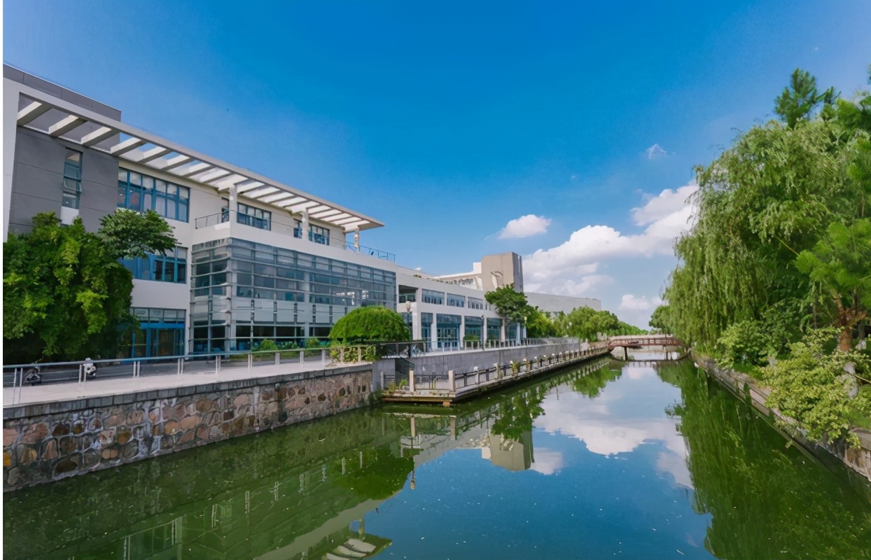 河南医科大学与南通大学排名,低调的医学院有哪些