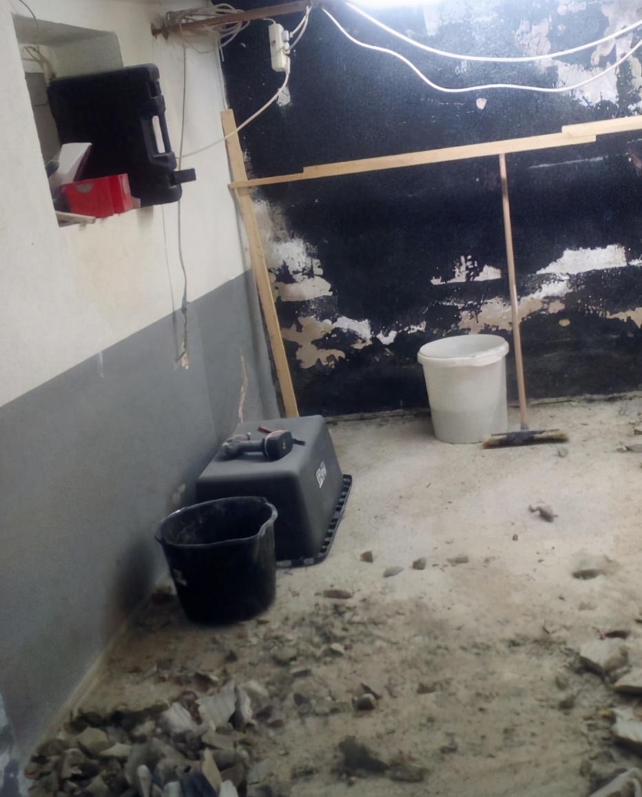 自己做大型水陆缸,在家自己打造一个沙漠缸