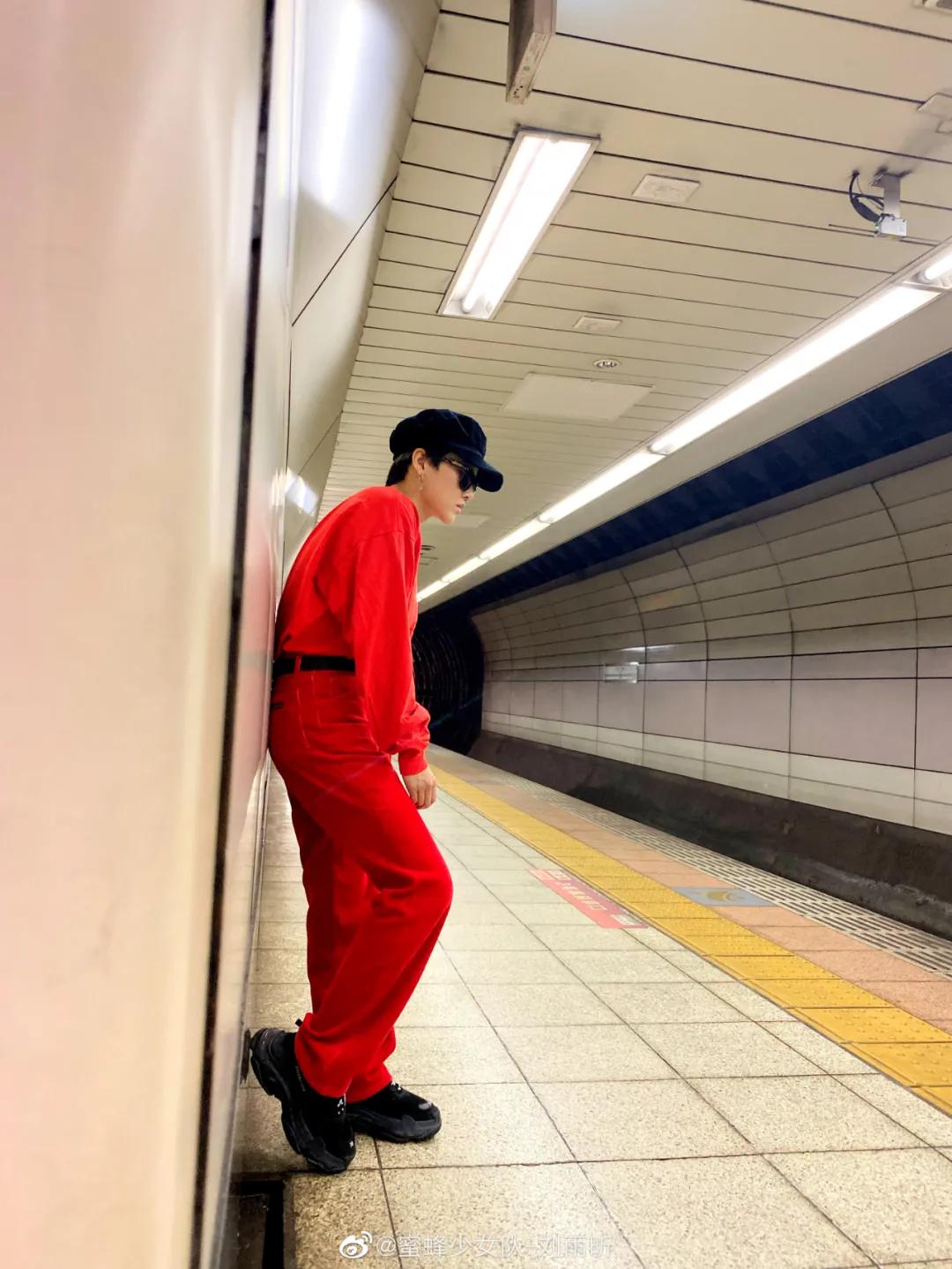 别的不说,《青你2》的*服私**是真的可!