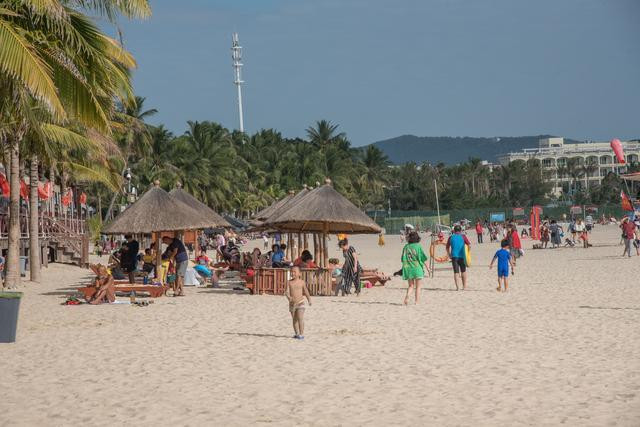 三亚哪里的海景最美,三亚的海边夜景真的很美