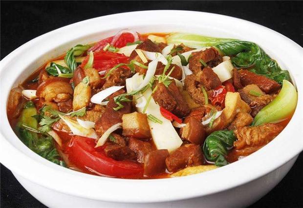 河南大烩菜适合买什么菜,白菜粉条豆腐酥肉烩菜的家常做法