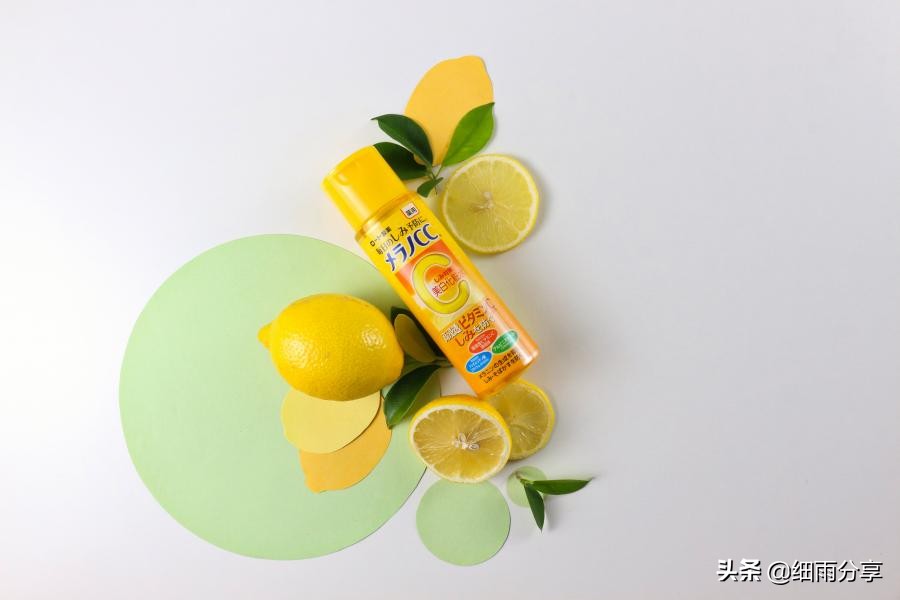 白皮女生适合的化妆品,白皮妹子适合的水乳