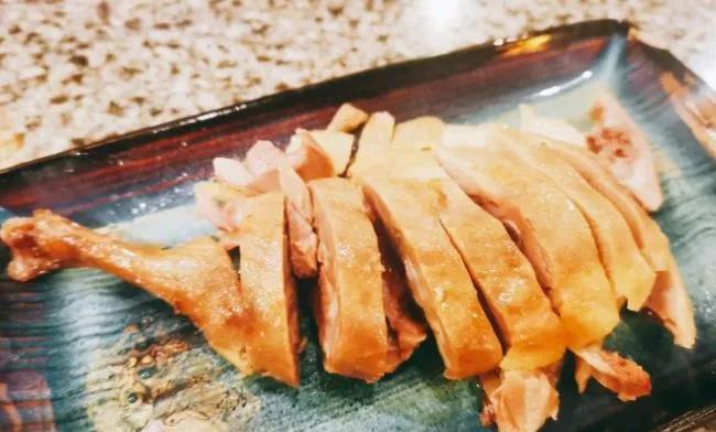 南京小吃鸭血粉丝,南京王府大街小吃