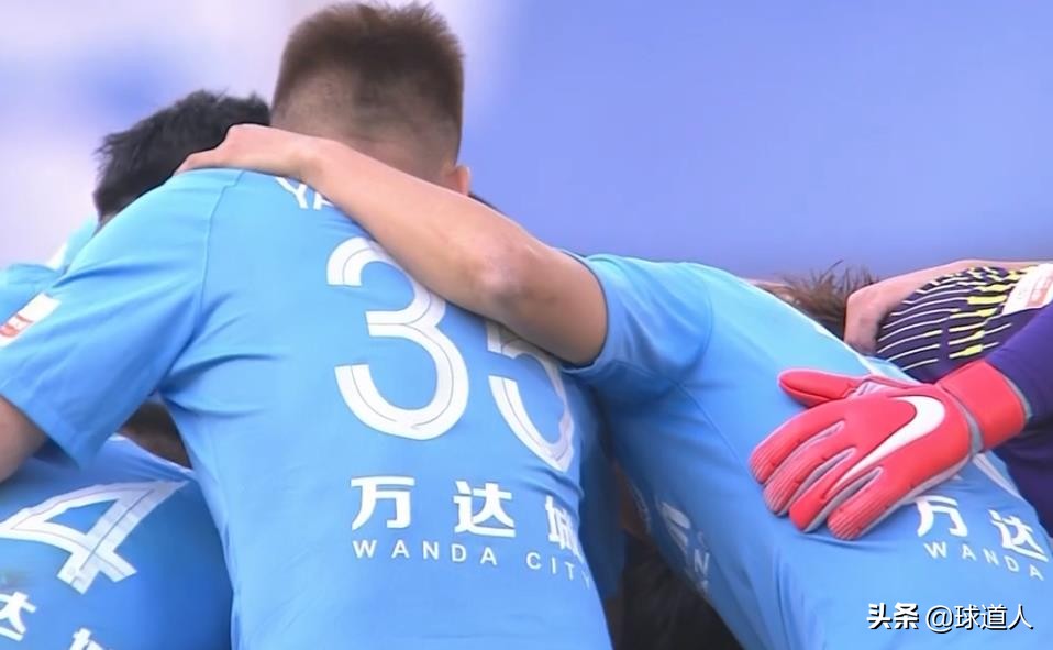 万达辟谣退出足球,大连万达退出足球联赛了吗