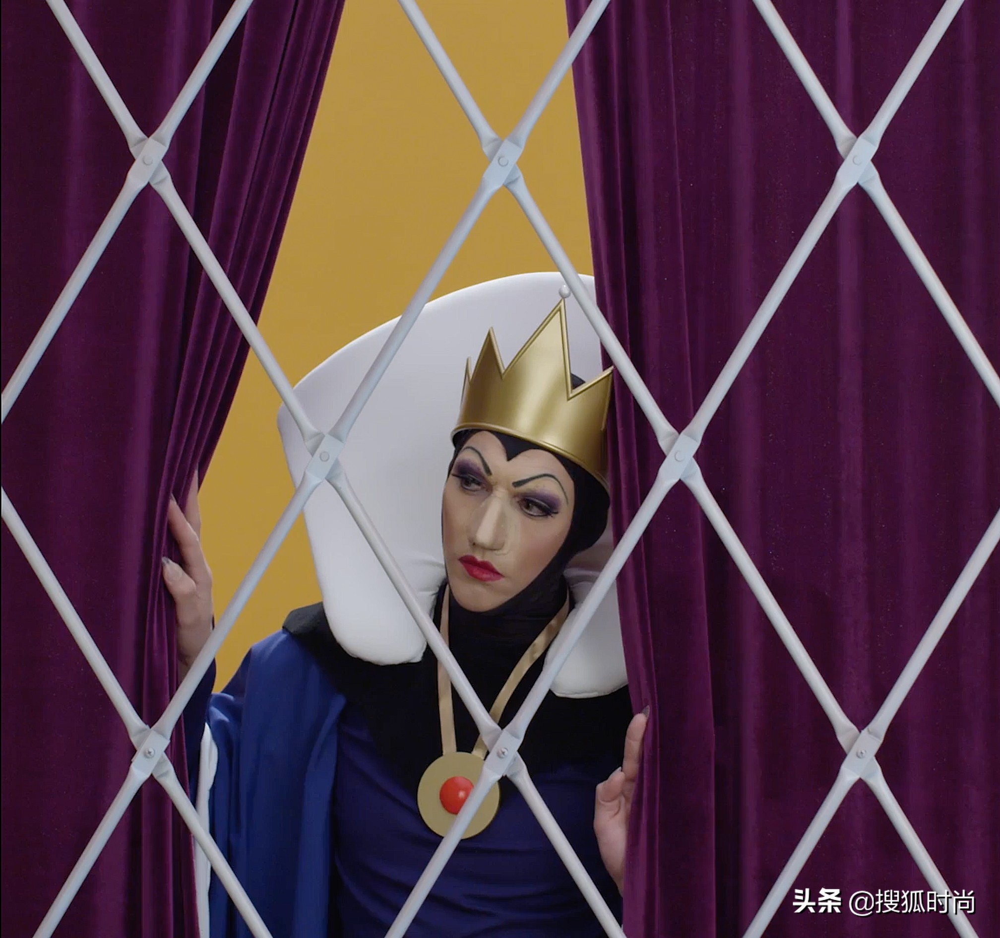 双十一预售首日李佳琦薇娅带货90亿，@cosme入驻天猫国际