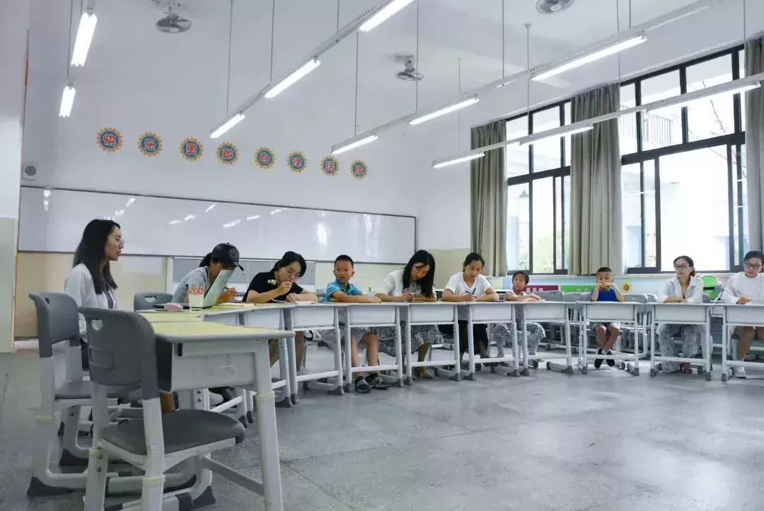 别人家的学校,天府七小和元音小学哪个好