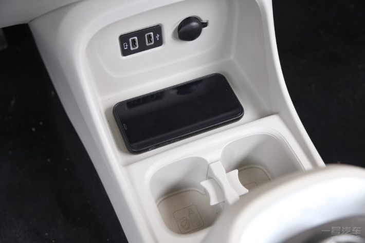 欧拉好猫波塞冬版试驾视频,欧拉好猫和海豚试驾对比