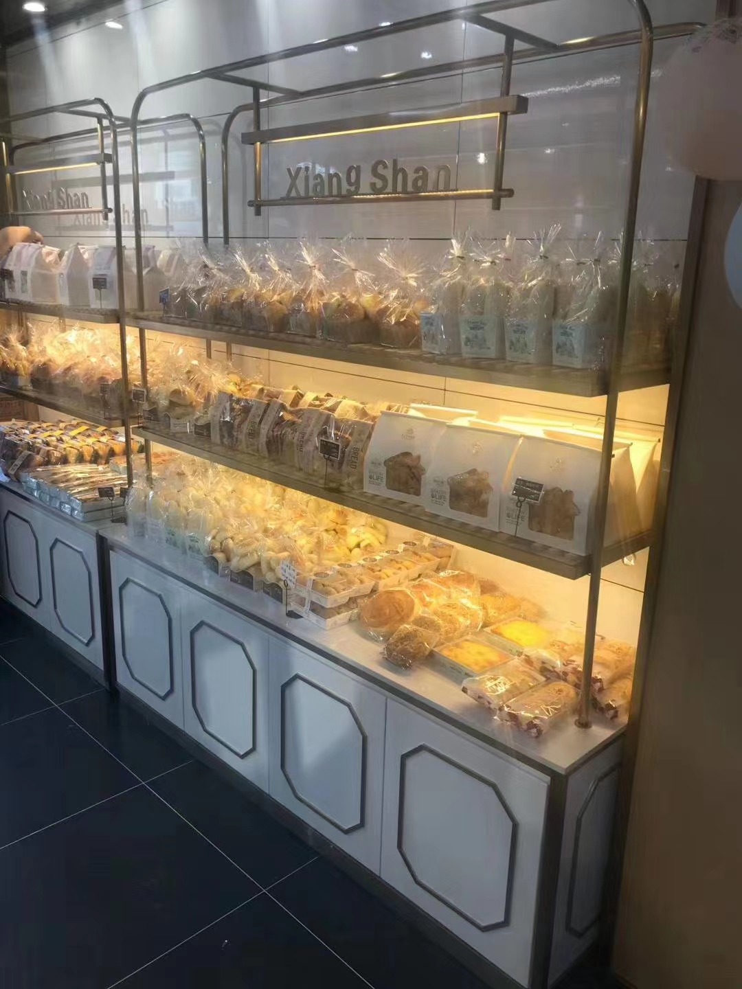 烤漆柜子的制作过程,烤漆柜门板工艺流程