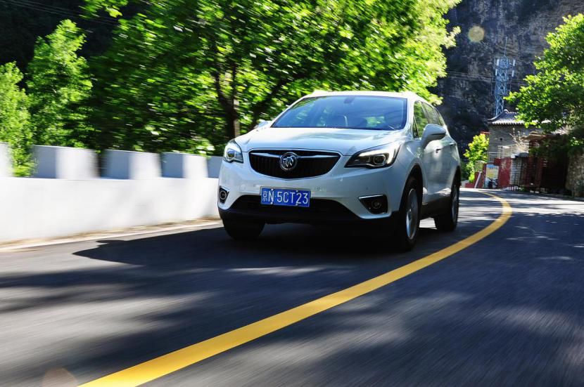 内饰豪华动力平顺，深度体验昂科威20T