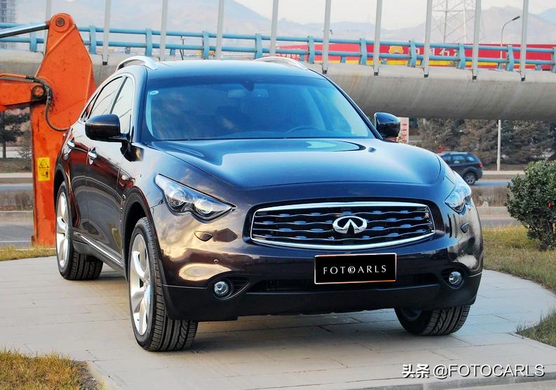 英菲尼迪fx50巅峰版评测,fx50巅峰版试驾