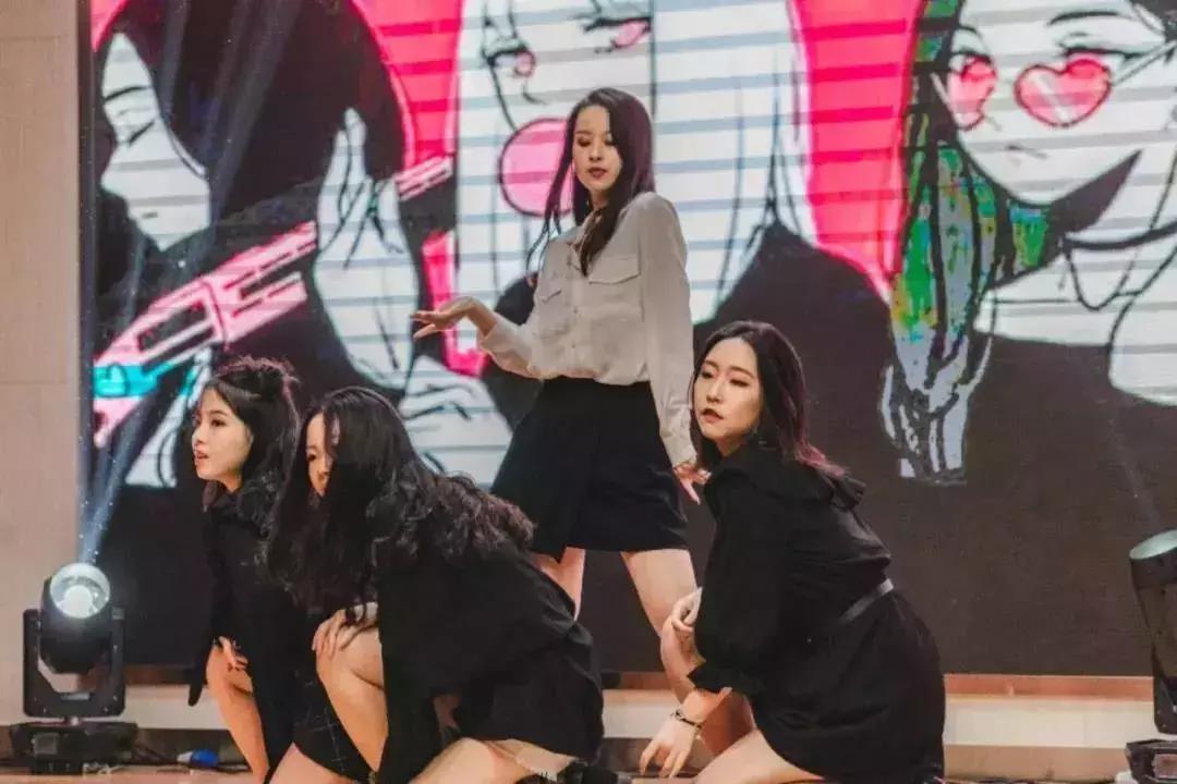 国际学校校园社团,国际学校的社团