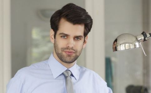 肝脏出问题呼吸会有臭味吗,肝脏有问题口腔有异味