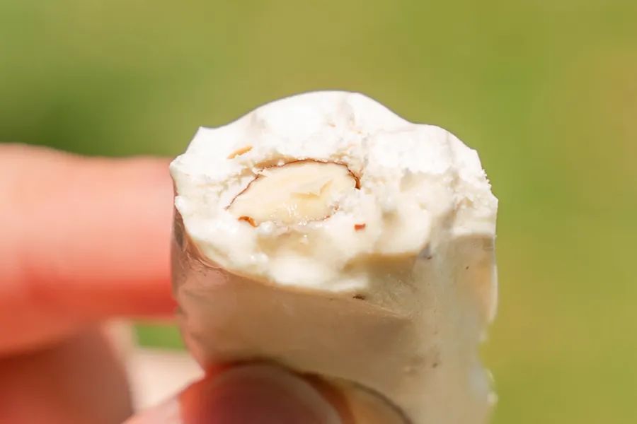 被薇娅直播间榨干零食预算后，写出了这篇测评报告（上）