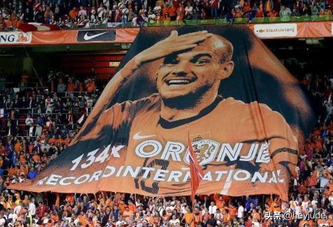 再见大师!相比起梅西,他才是2010年真正的世界足球先生