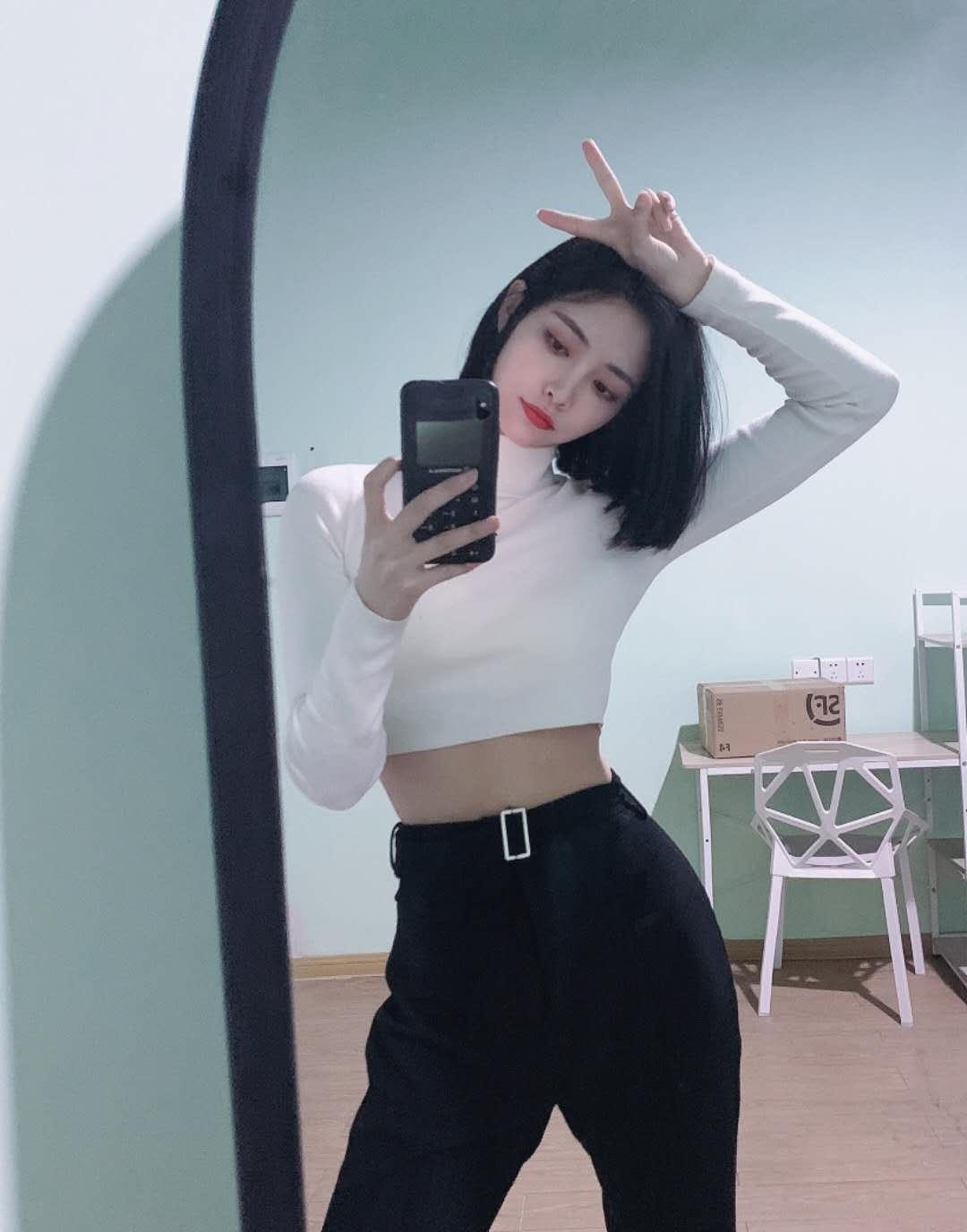 许佳琪在综艺上表演舞蹈,许佳琪精彩舞蹈