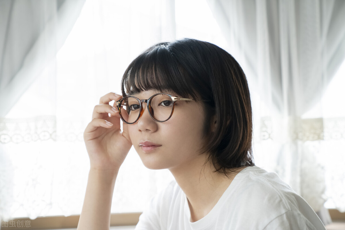 孩子近视最好的处理方法,孩子眼睛近视有食疗方法吗